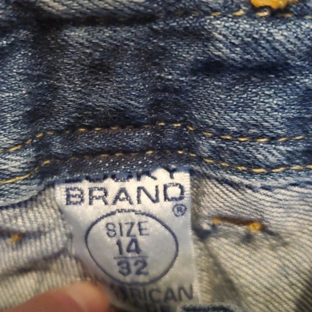 Lucky Brand Dungarees Wonder Jeans SZ 14 - Picture 4 of 8